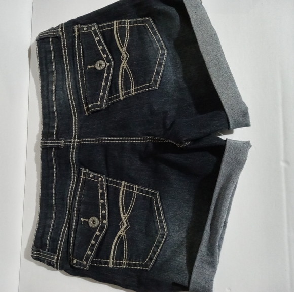 Mud shorts size 17 - Picture 3 of 3